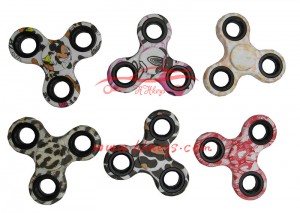 Wholesale Price China Car Transponder Chip -
 Tri Bar Fidget Spinner – 6 Different Patten Bearings – Hou Hui